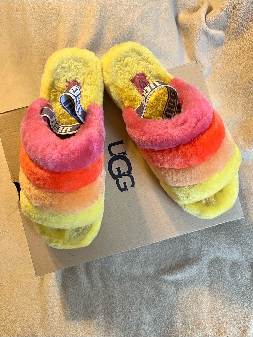 UGG Rainbow Shearling Slides in Yellow, Pink, Orange PB Sz 9